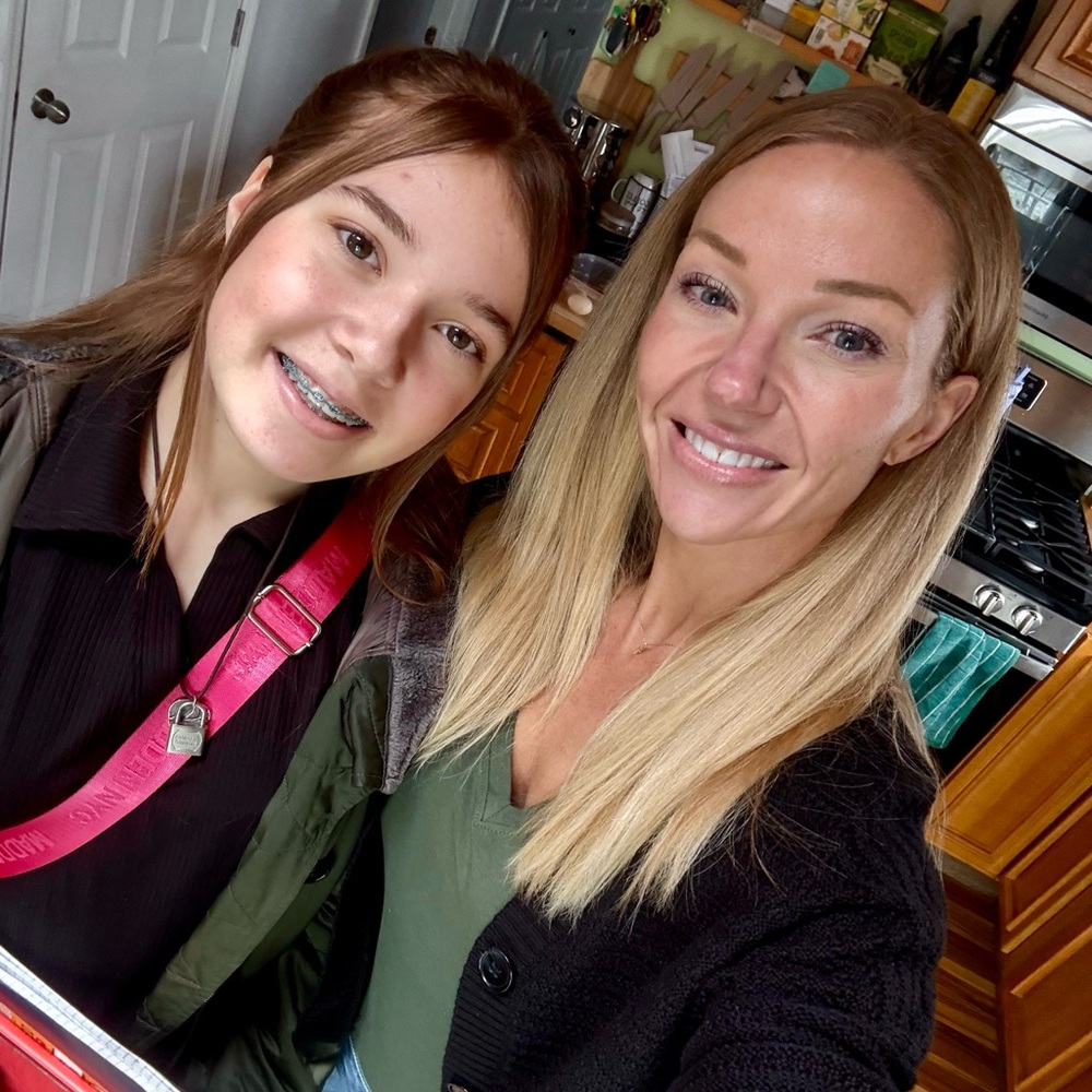 Meet your Posher, Carrie